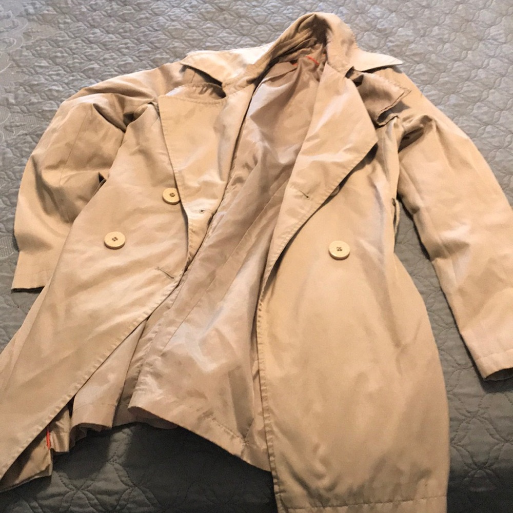 Pleated Trenchcoat sz. S